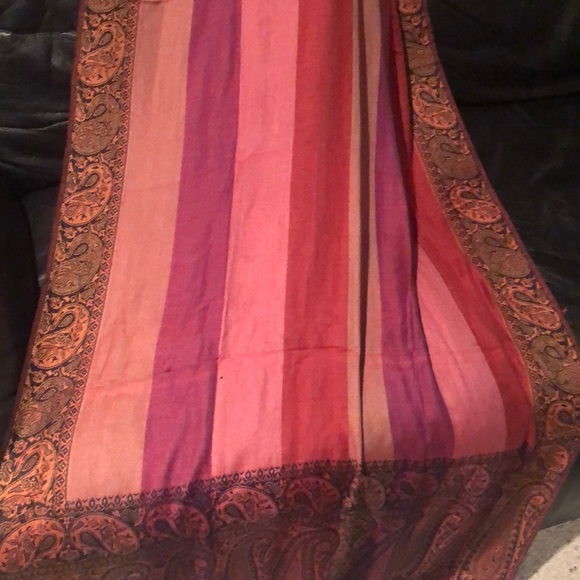 Warm-tone Pashmina - Picture 5 of 5